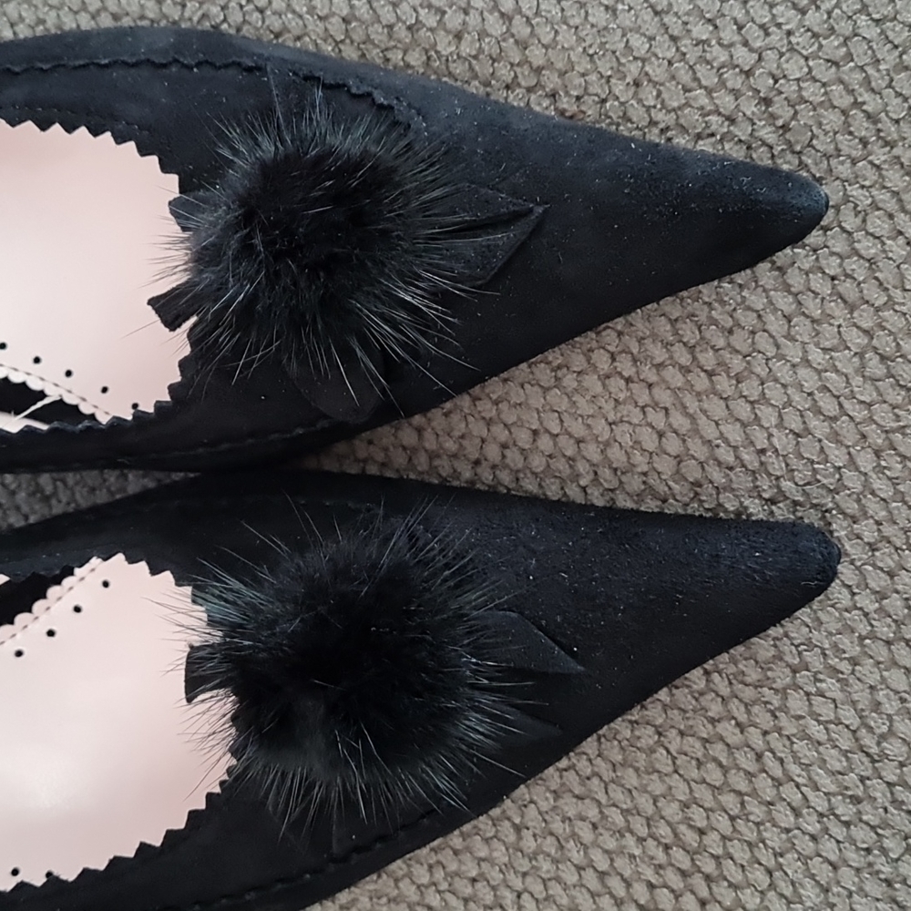 🥰HP🥰POINTY BLACK HEELS - Picture 4 of 13